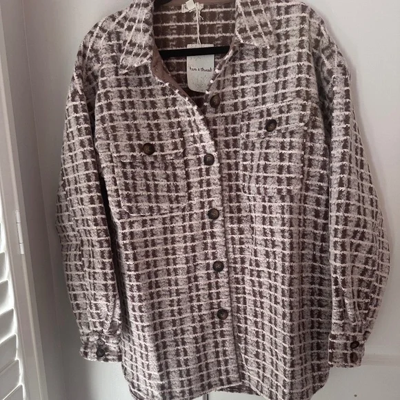 ❄️ NWT 🤎 Hem & Thread Cozy Plaid Shacket 🤎 Size Large - Picture 3 of 8
